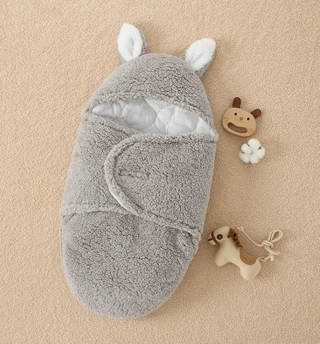 Anti - Shock Winter Baby Quilt - The Happy Package