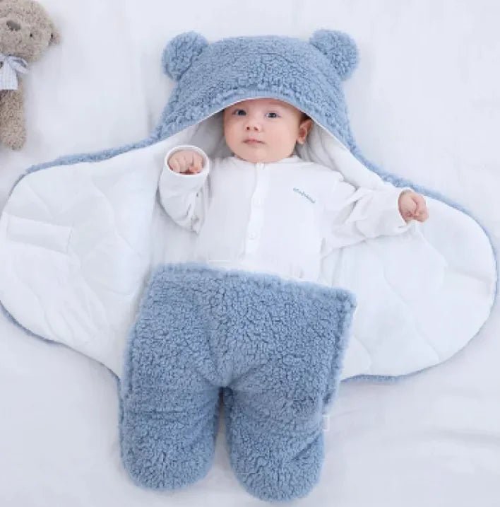 Anti - Shock Winter Baby Quilt - The Happy Package