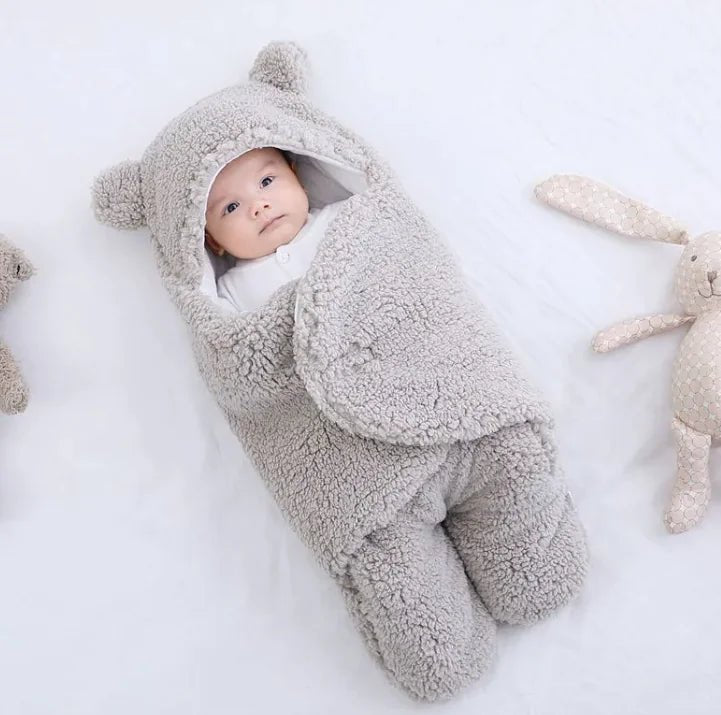 Anti - Shock Winter Baby Quilt - The Happy Package